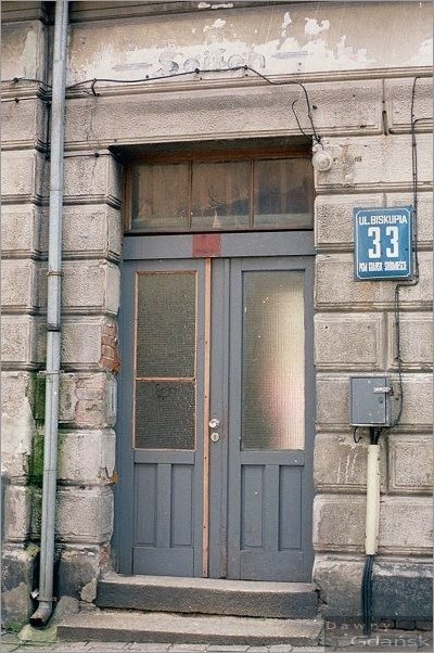 51.1 Biskupia 33.jpg