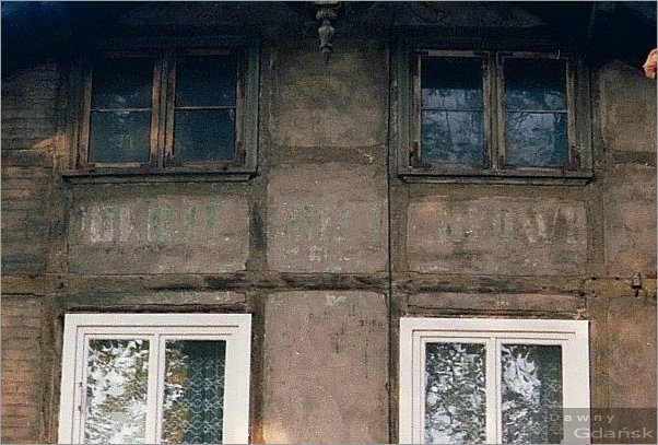 64.3 Oliwska 22.jpg