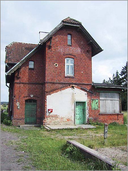 Sagnity-stacja.jpg
