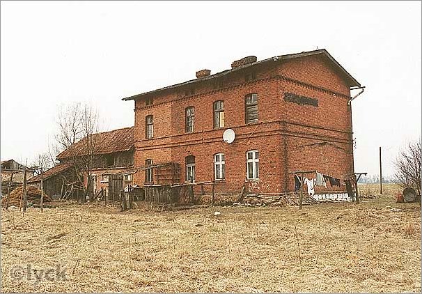 Janiki-dworzec.jpg