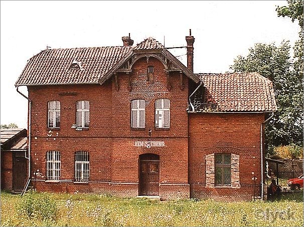 Polko-dworzec.jpg